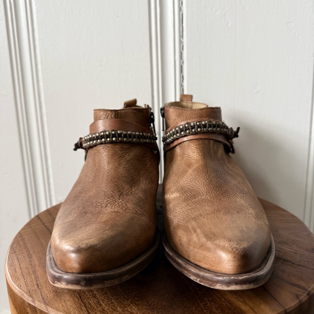Matisse Prescott Distressed Tan Leather Western Boho Ankle Booties womens 11 - Picture 2 of 6